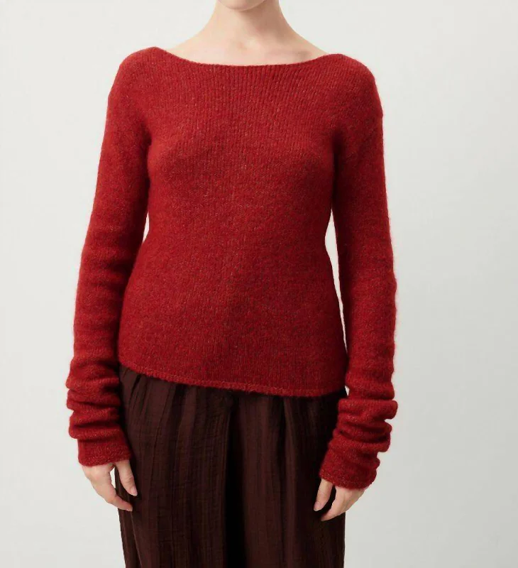 Blue cable-knit pullover sweater for texture-Women's Oversized Pullovers-Women's East Jumper In Burgundy