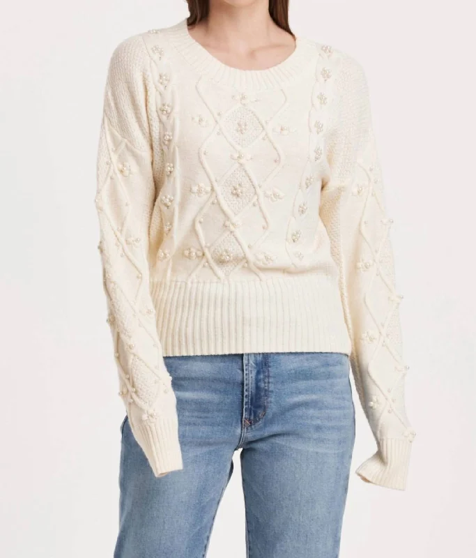 Silk slim-fit pullover sweater for elegance-Women's Ribbed Pencil Pullovers-Dania Sweater In Vintage Cream