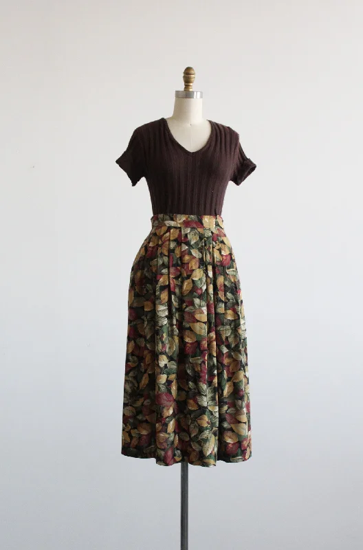 Skirts with modern fabric-Women's Floral Print Skirts-nightgarden midi skirt