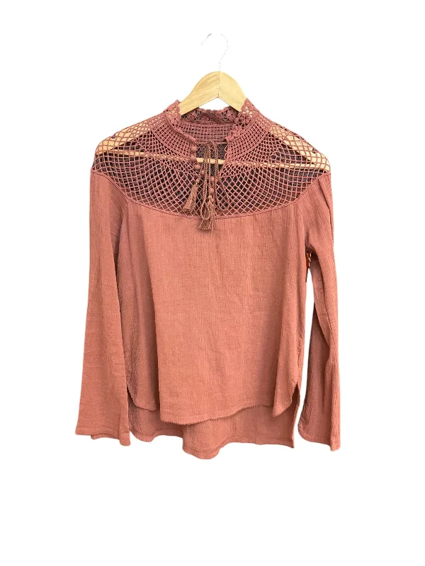 radiant shirts for youth-Blouses and shirts for casual dinners -Women's Linen Blouses-Top Long Sleeve By Free People In Pink, Size: Xs