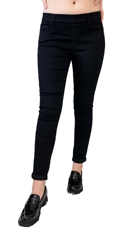 Rugged outdoor pants-Women's Pull-On Pants-Skinny Pull On Jeans In Black