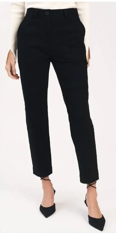 Business casual pants-Women's Pleated Pants-Therese Cropped Pants In Black